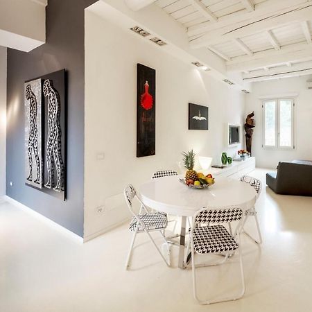 Charming Flat In Centro A Ferrara Con Posto Auto Villa Exterior photo