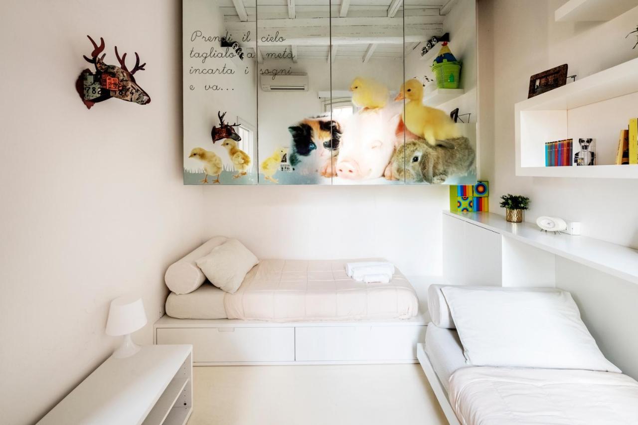 Charming Flat In Centro A Ferrara Con Posto Auto Villa Exterior photo