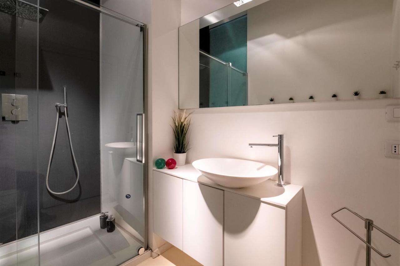Charming Flat In Centro A Ferrara Con Posto Auto Villa Exterior photo
